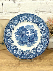 Assiette en faïence anglaise Wedgwood
