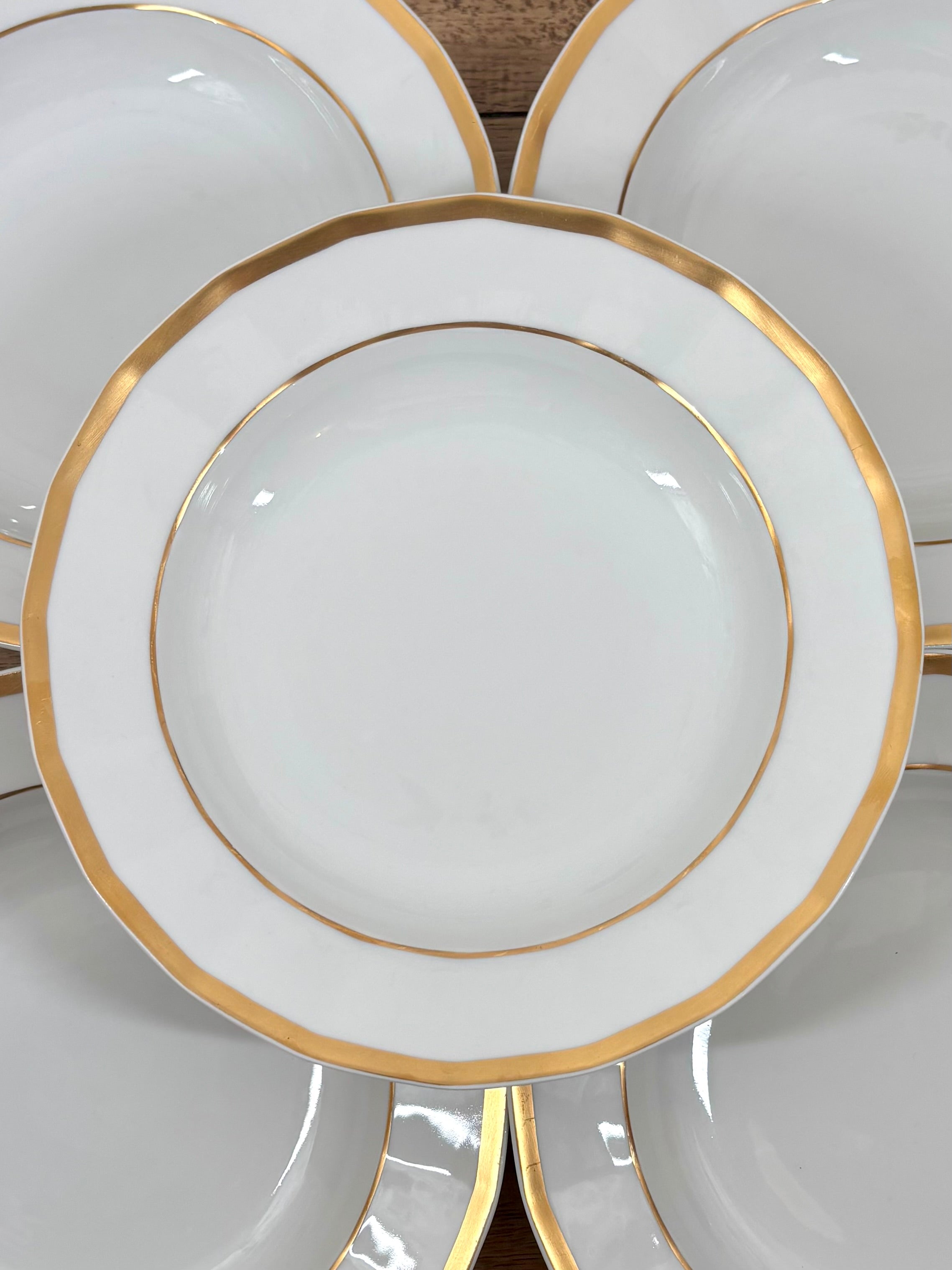 Assiette creuse en porcelaine de Limoges N°22