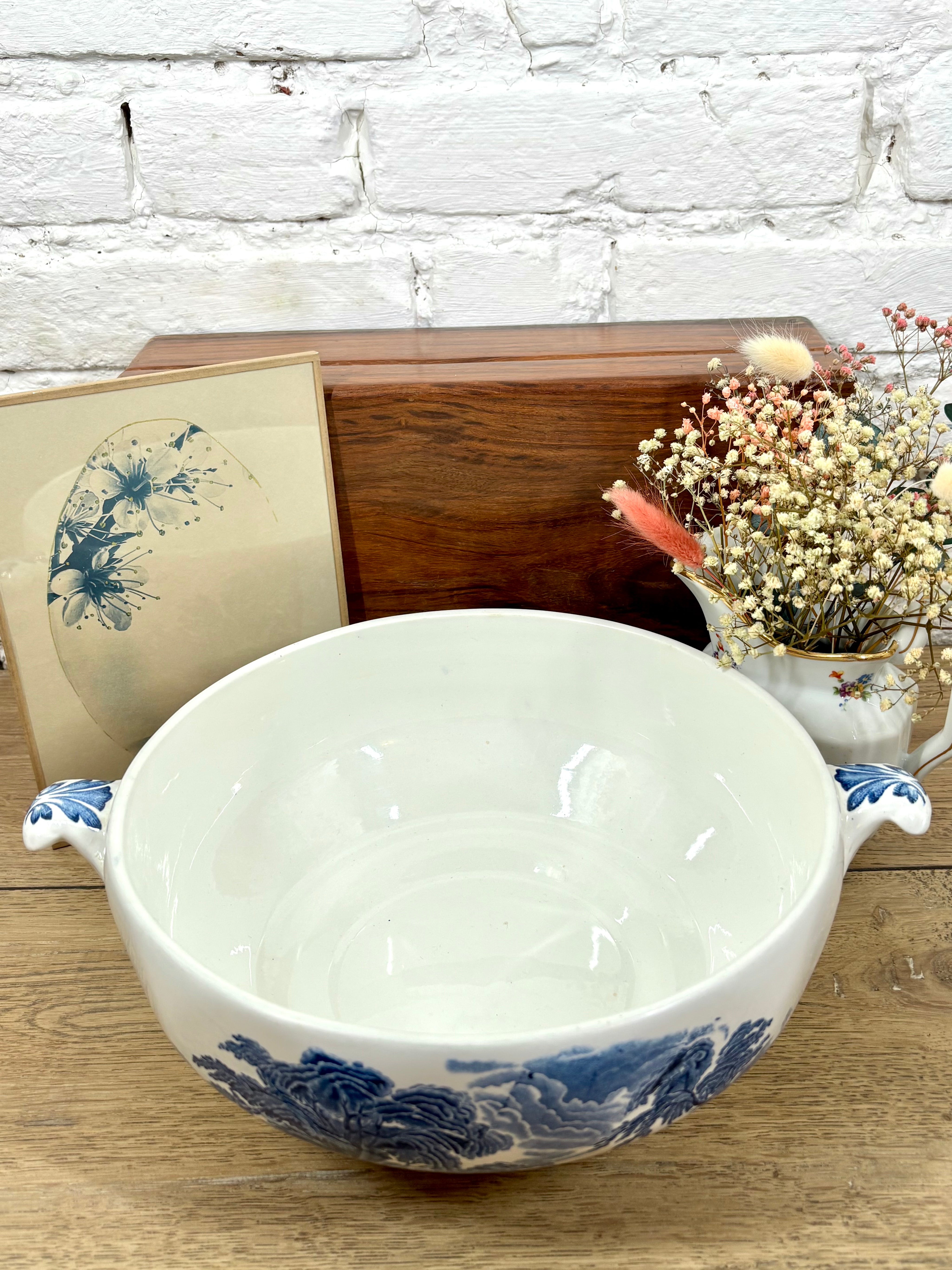 Légumier en faïence anglaise Wedgwood