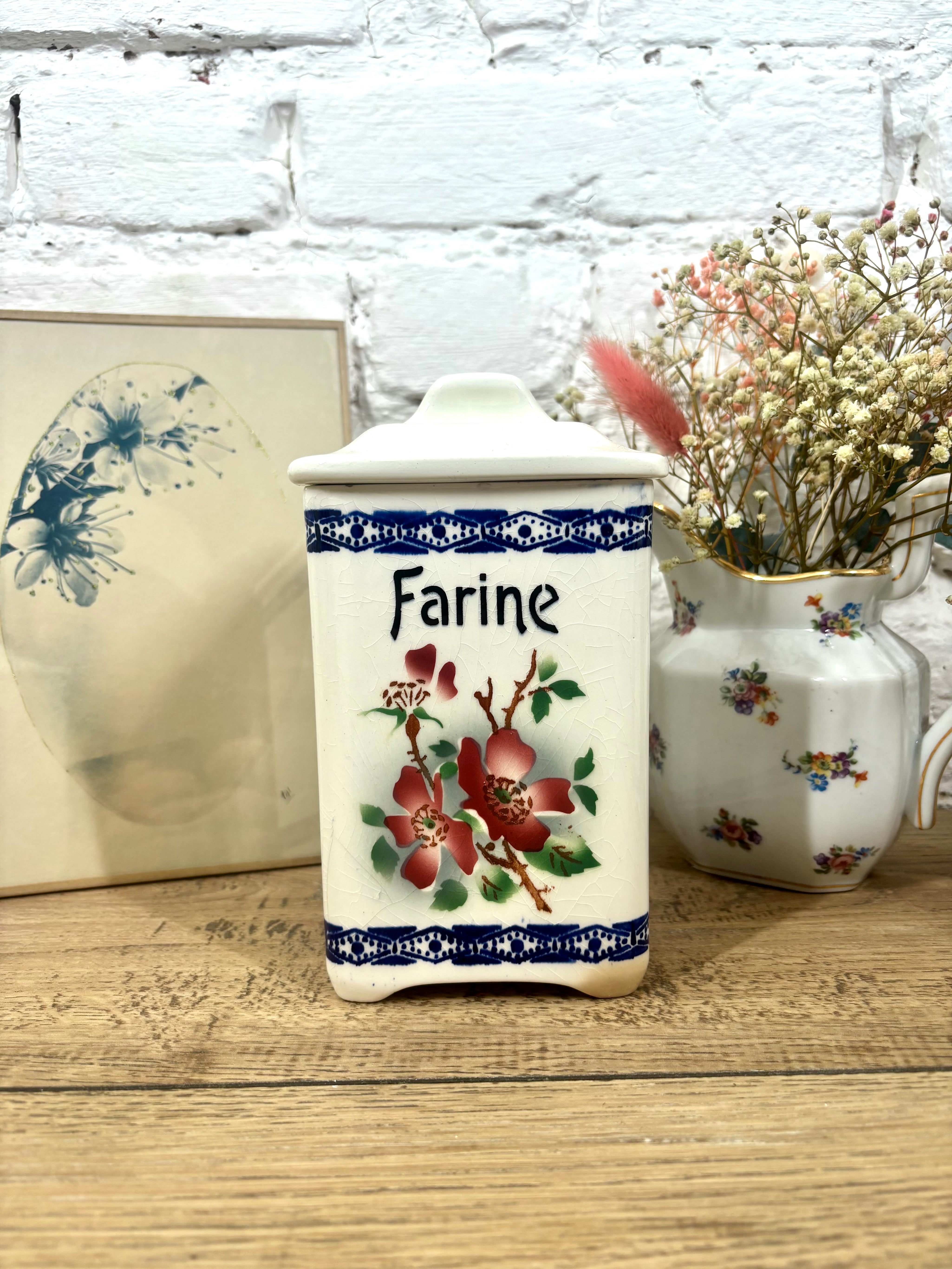 Ensemble de 4 pots en faïence