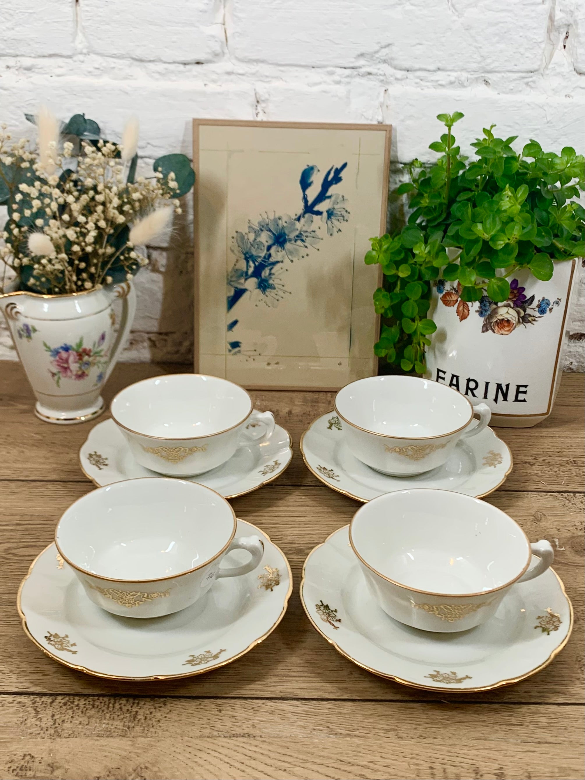 Tasse et soucoupe en porcelaine N°2