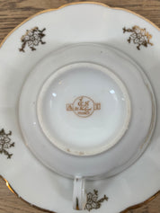 Tasse et soucoupe en porcelaine N°2