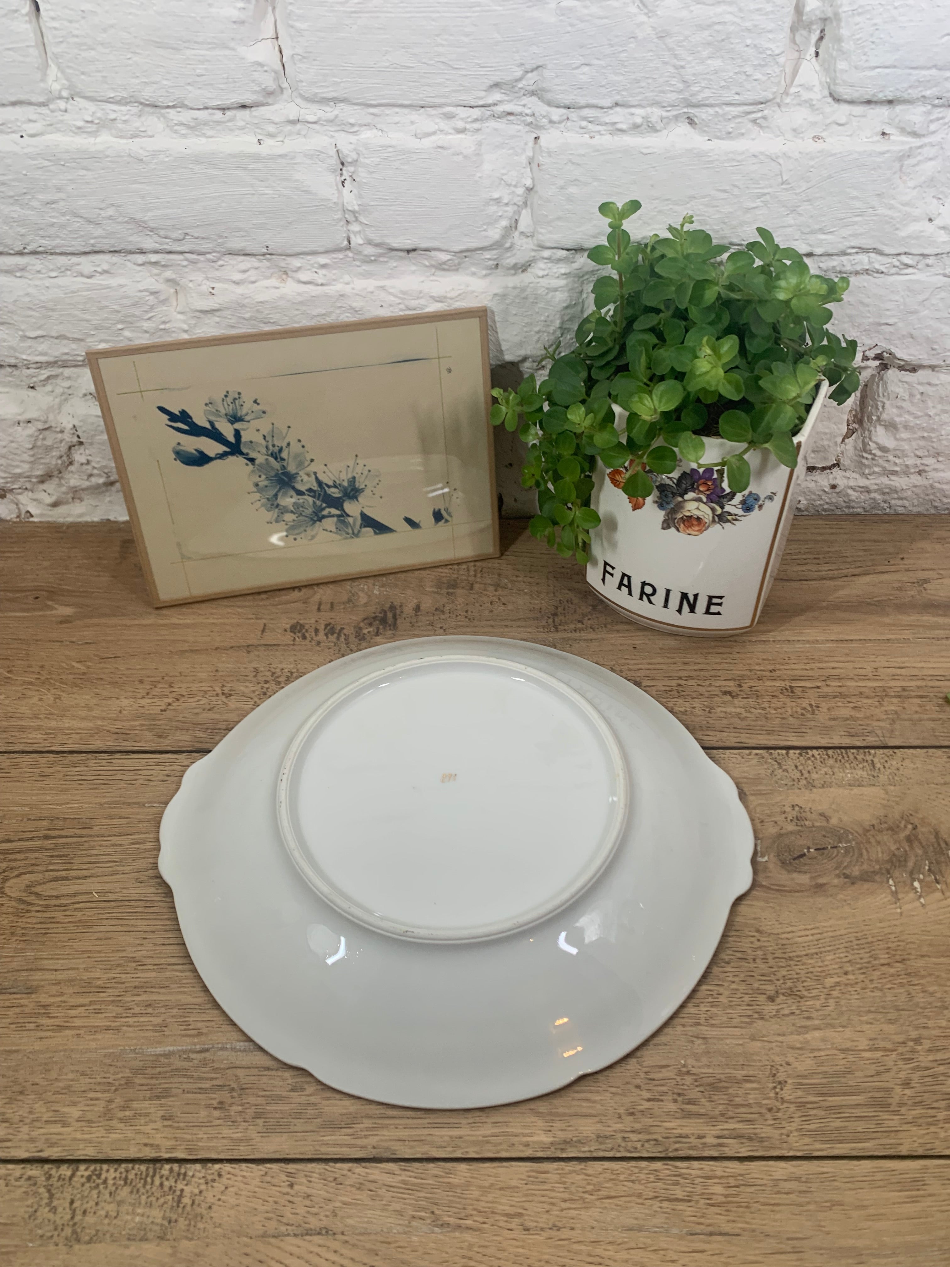 Plat à gâteau en porcelaine N°3