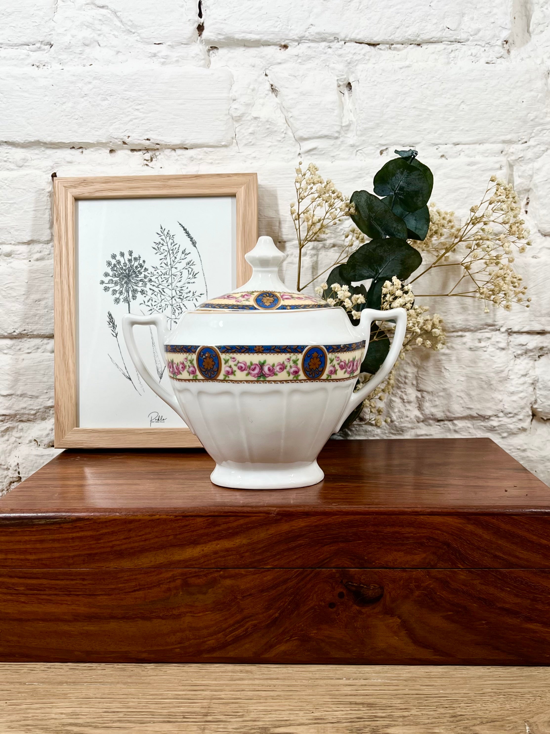 Sucrier en porcelaine