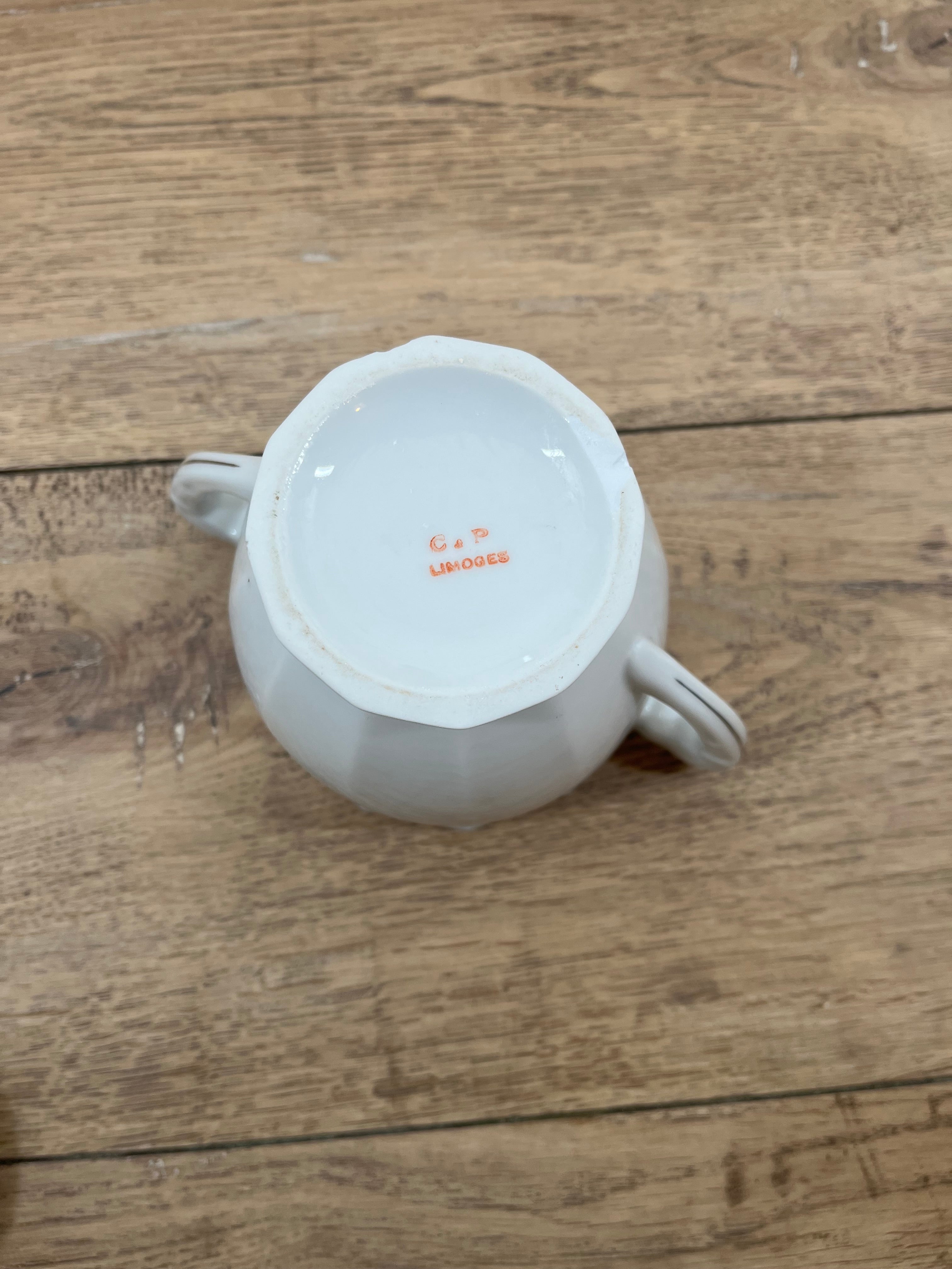 Sucrier en porcelaine de Limoges