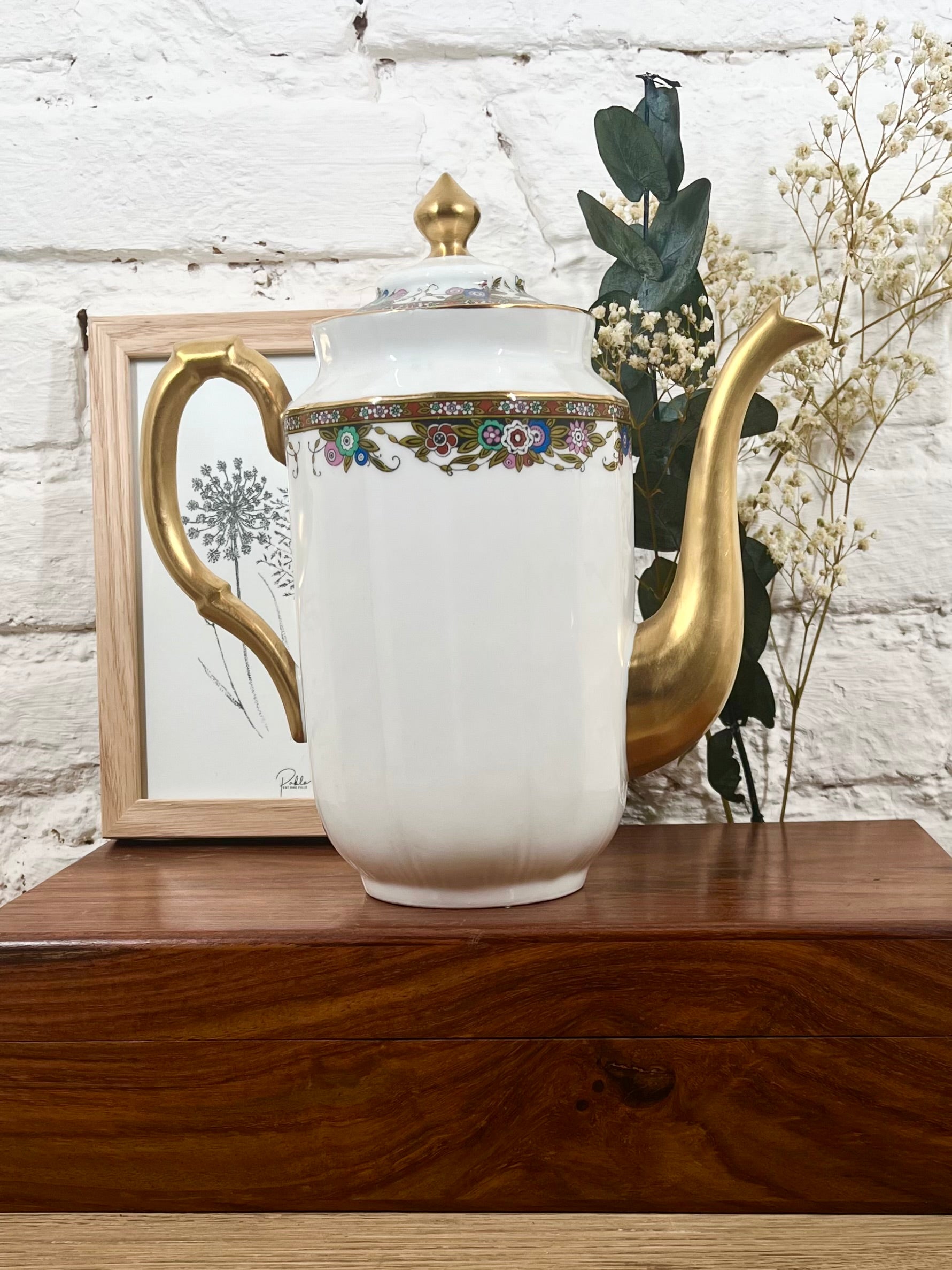 Cafetière en porcelaine de Limoges