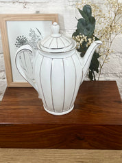 Cafetière en porcelaine Art déco