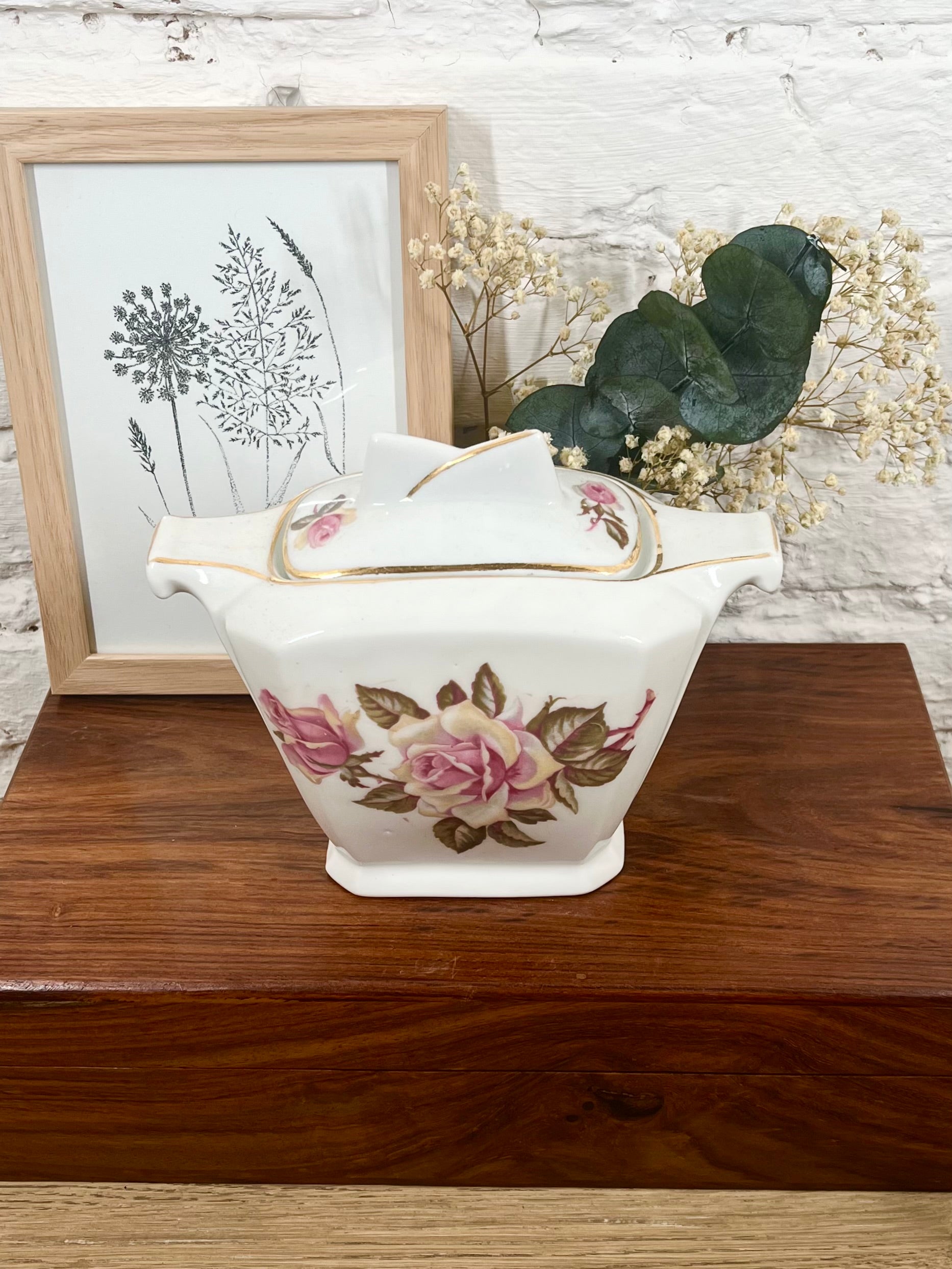 Sucrier en porcelaine