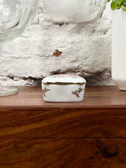 Coffret en porcelaine de Limoges N°8