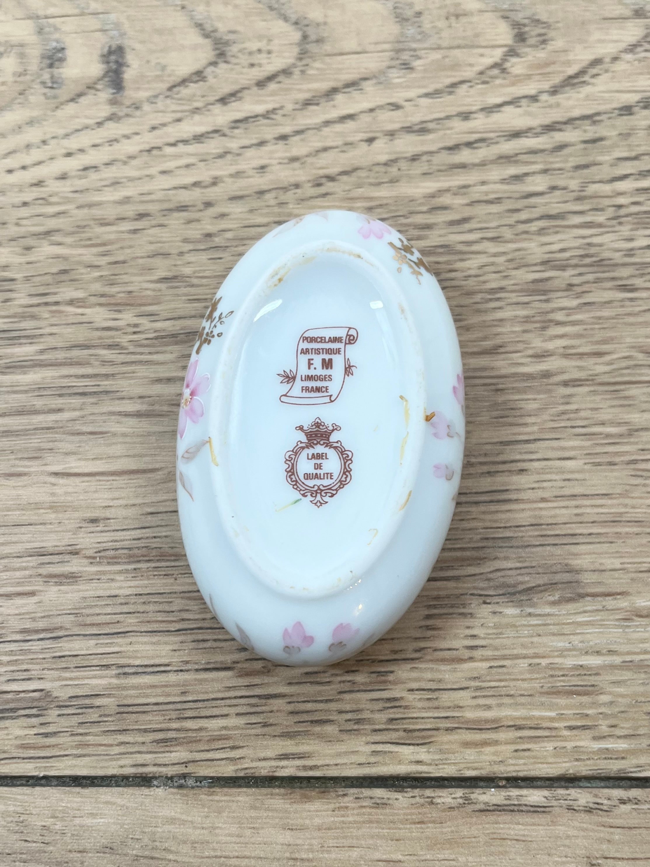 Coffret en porcelaine de Limoges N°6
