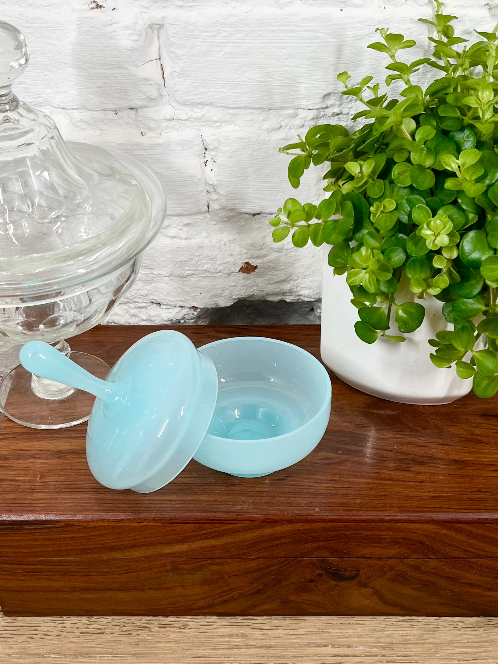 Coffret en opaline bleue