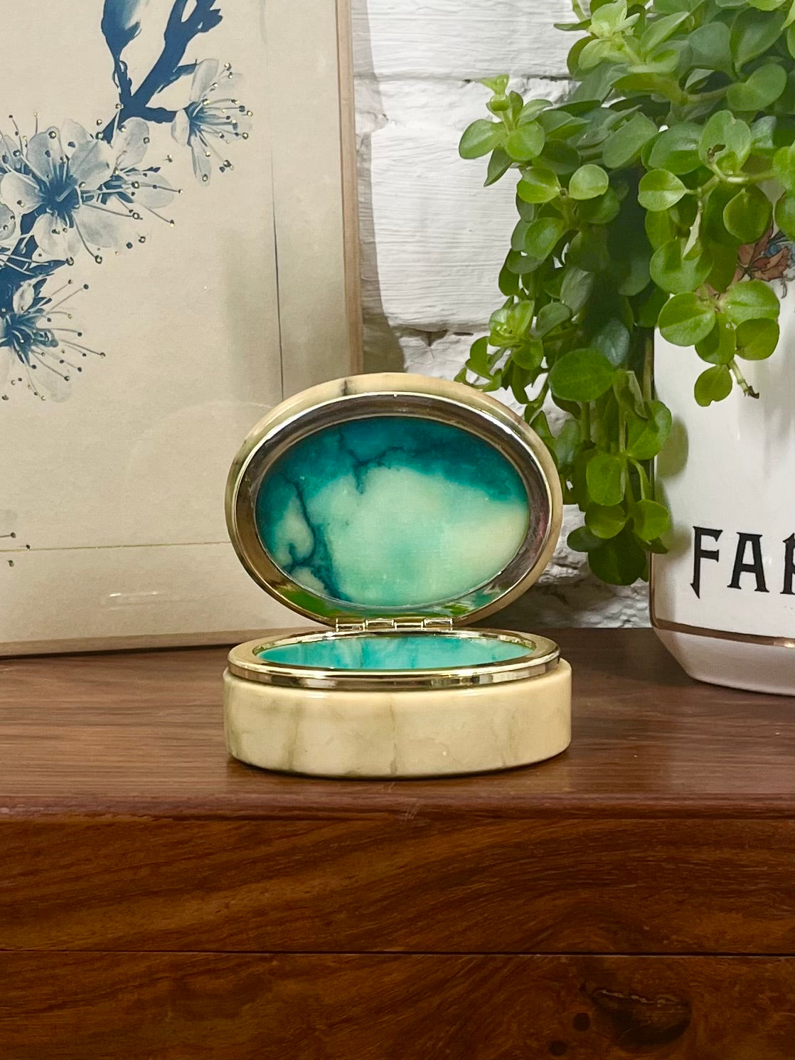 Coffret en albâtre