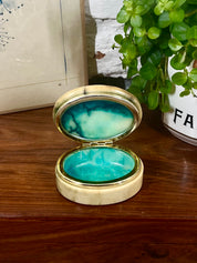 Coffret en albâtre
