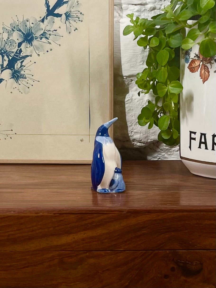 Pingouin en faïence de Delft