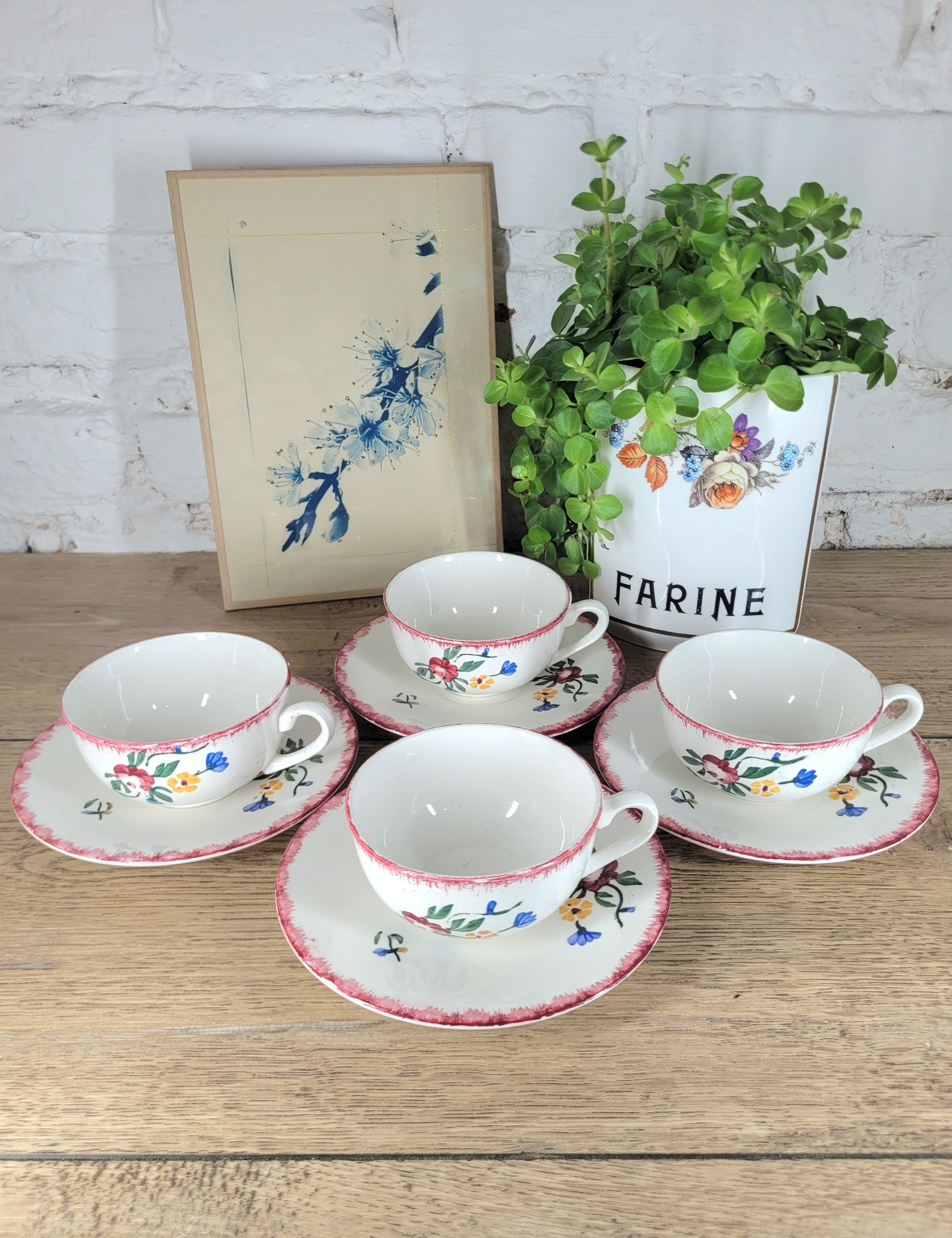 Tasse et soucoupe en faience Sarreguemines brocante acheter vintage