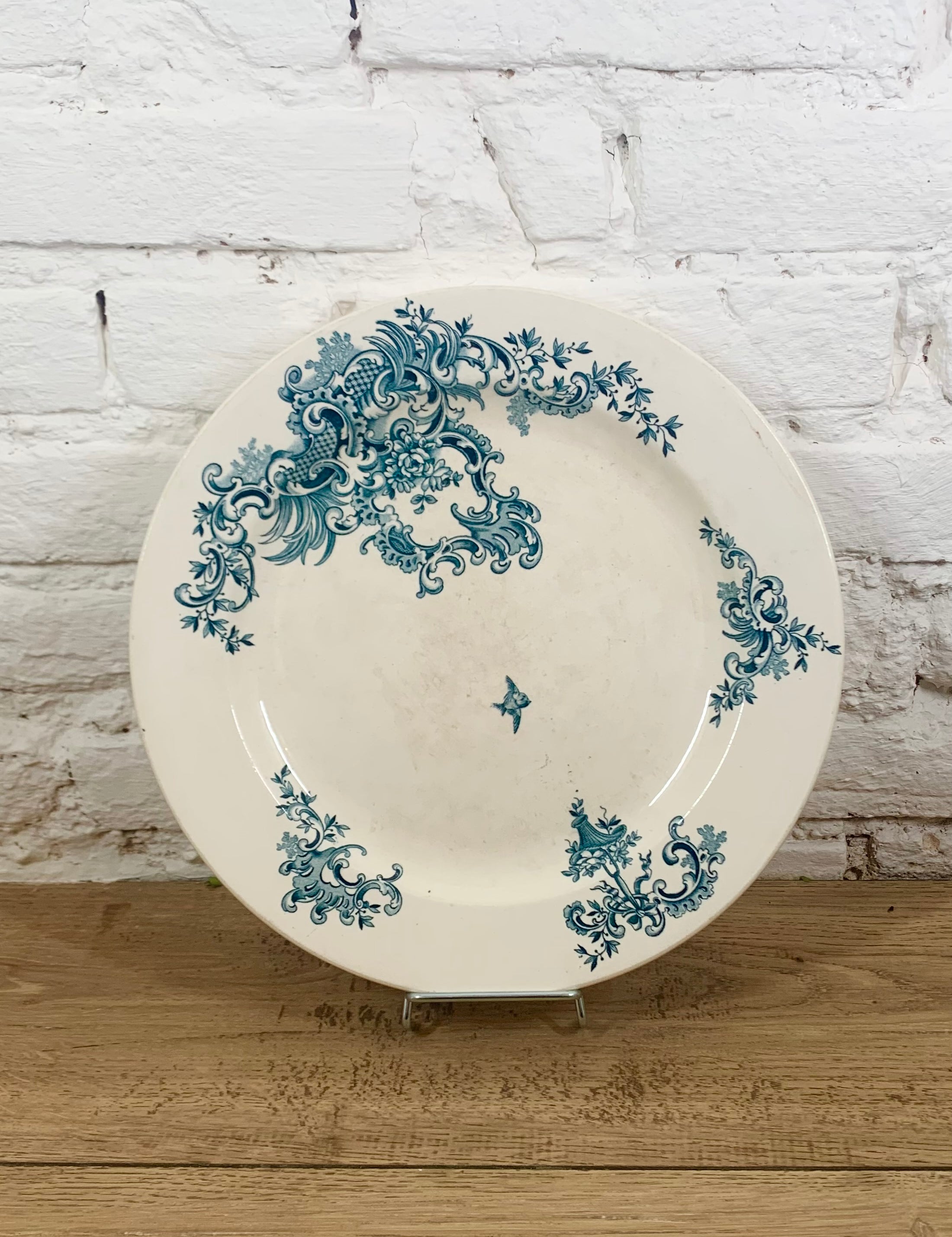 acheter vaisselle ancienne vintage boutique en ligne plat en terre de fer signé BFK (Boch Frères Kéramis)