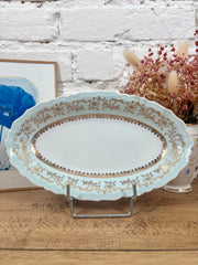 Petit plat oval en porcelaine de Limoges