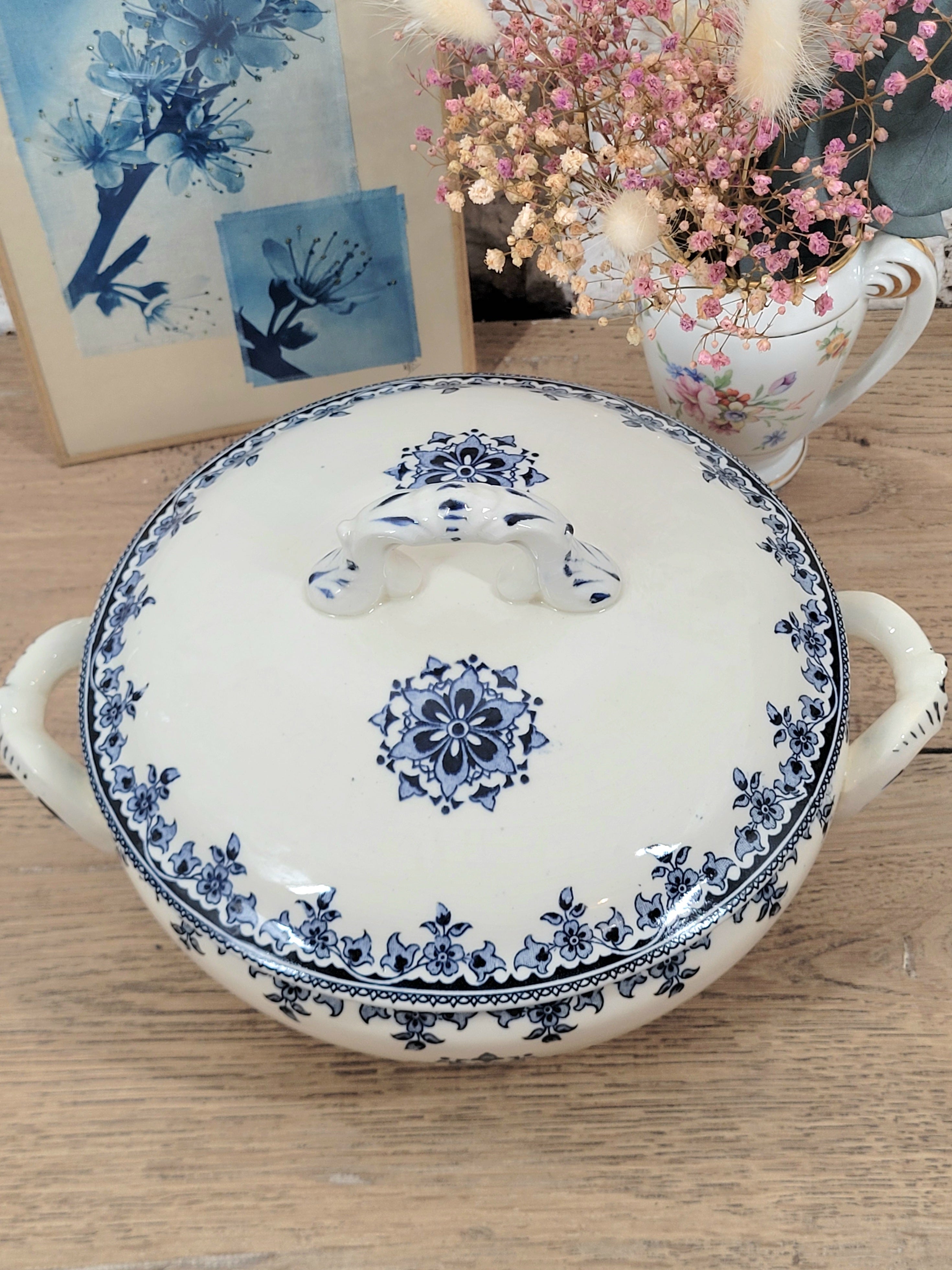 Soupière en Terre de fer H.B & Cie N°4
