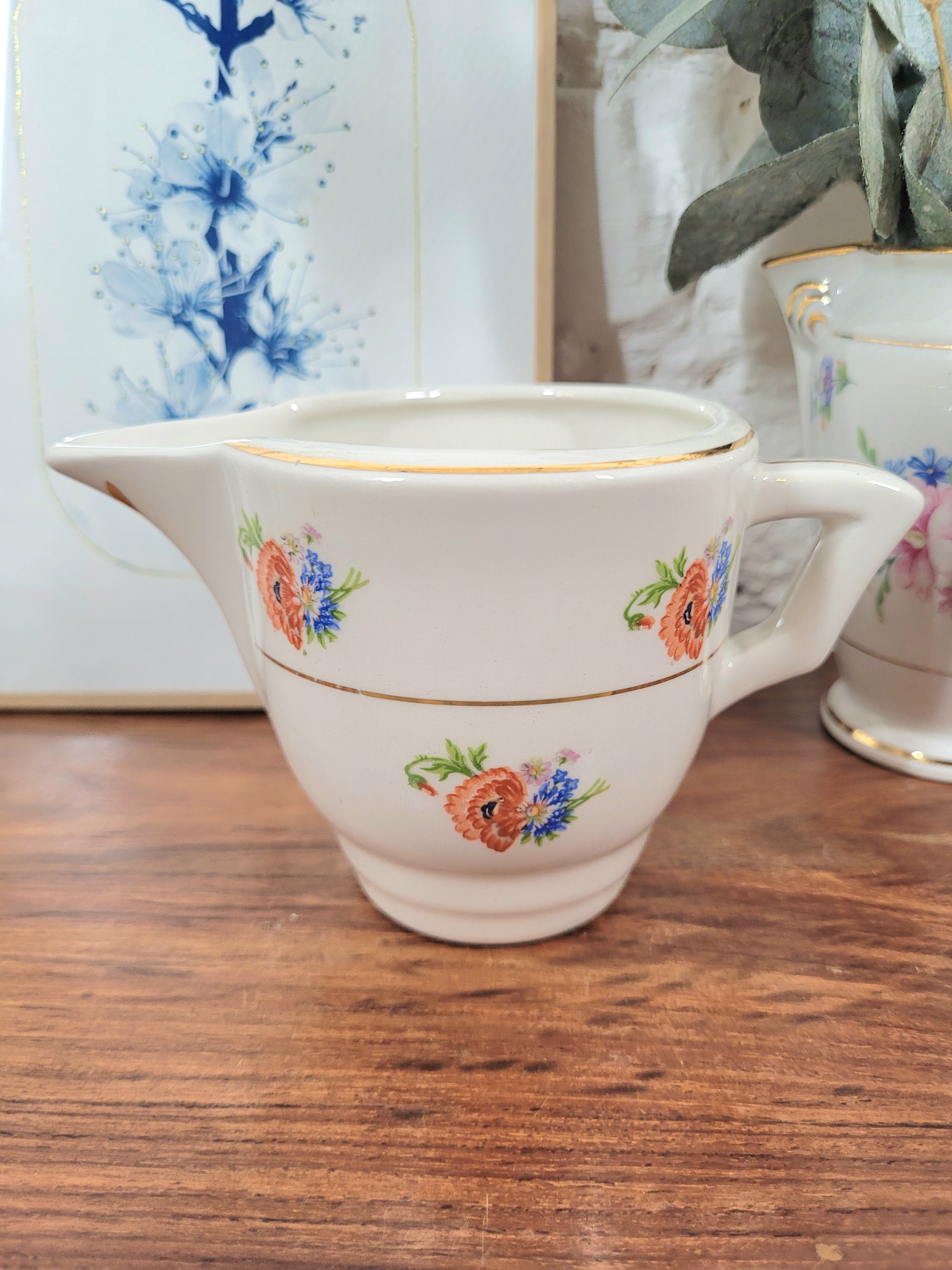 Pot à lait en faïence