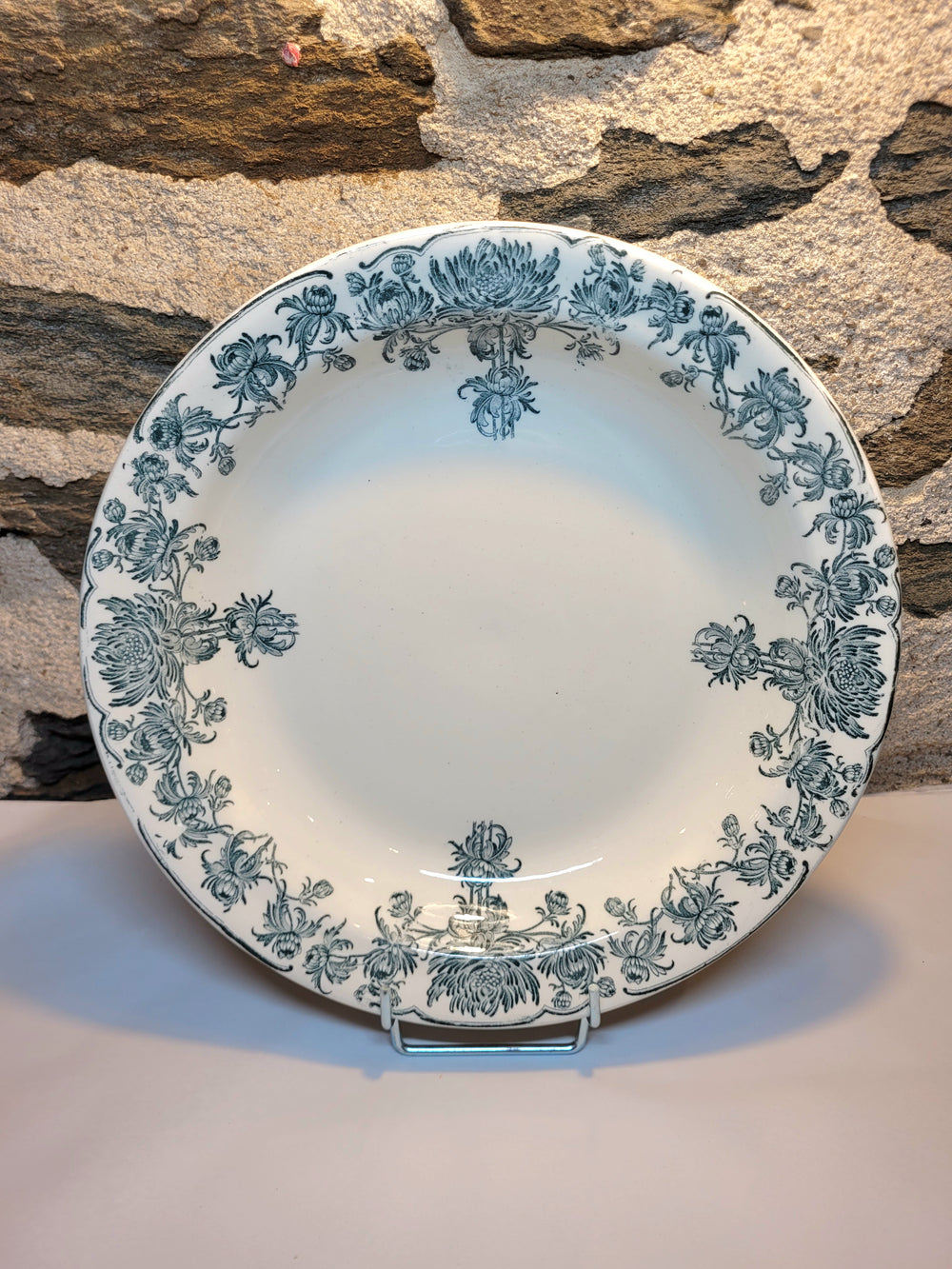 Plat creux Terre de fer Salins