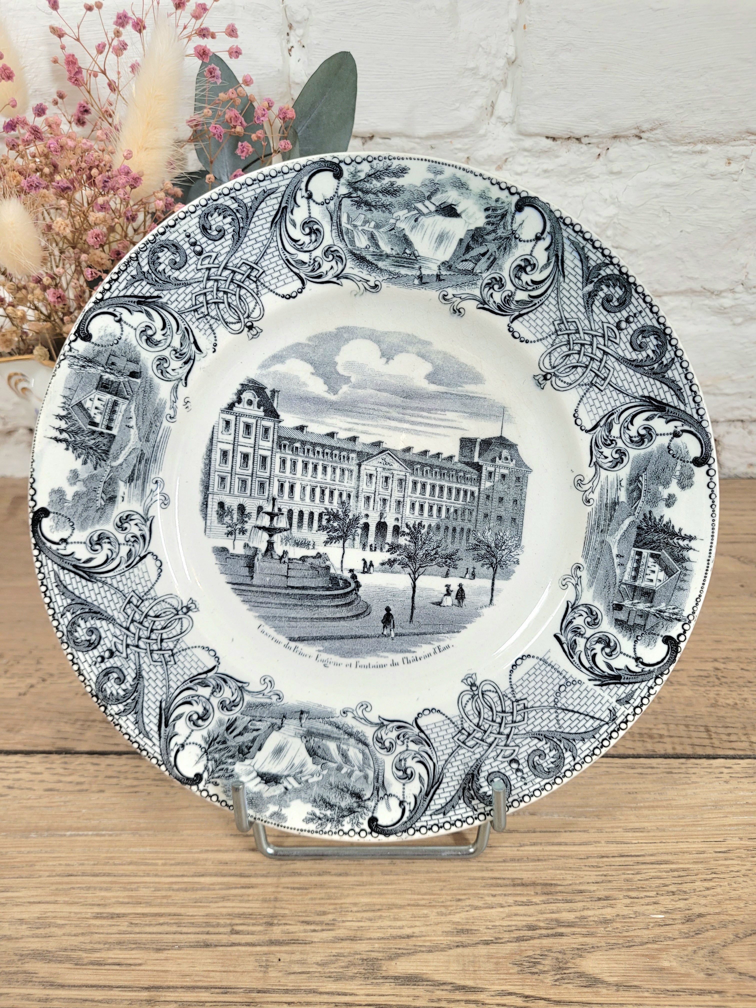 Lot 9 assiettes à dessert Monuments de Paris Choisy le Roi N°3