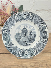 Lot 9 assiettes à dessert Monuments de Paris Choisy le Roi N°3