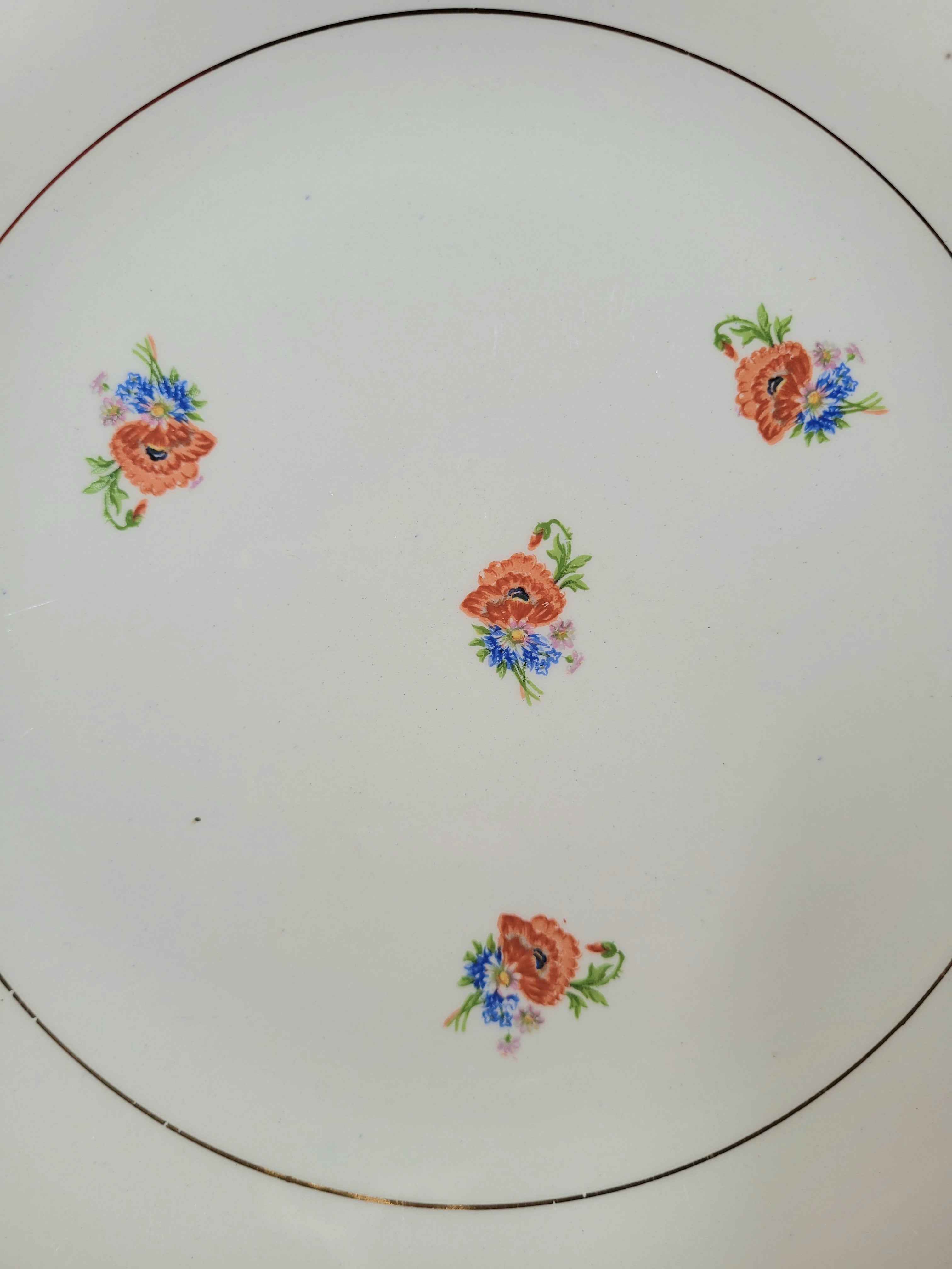 Plat à gâteau en faïence