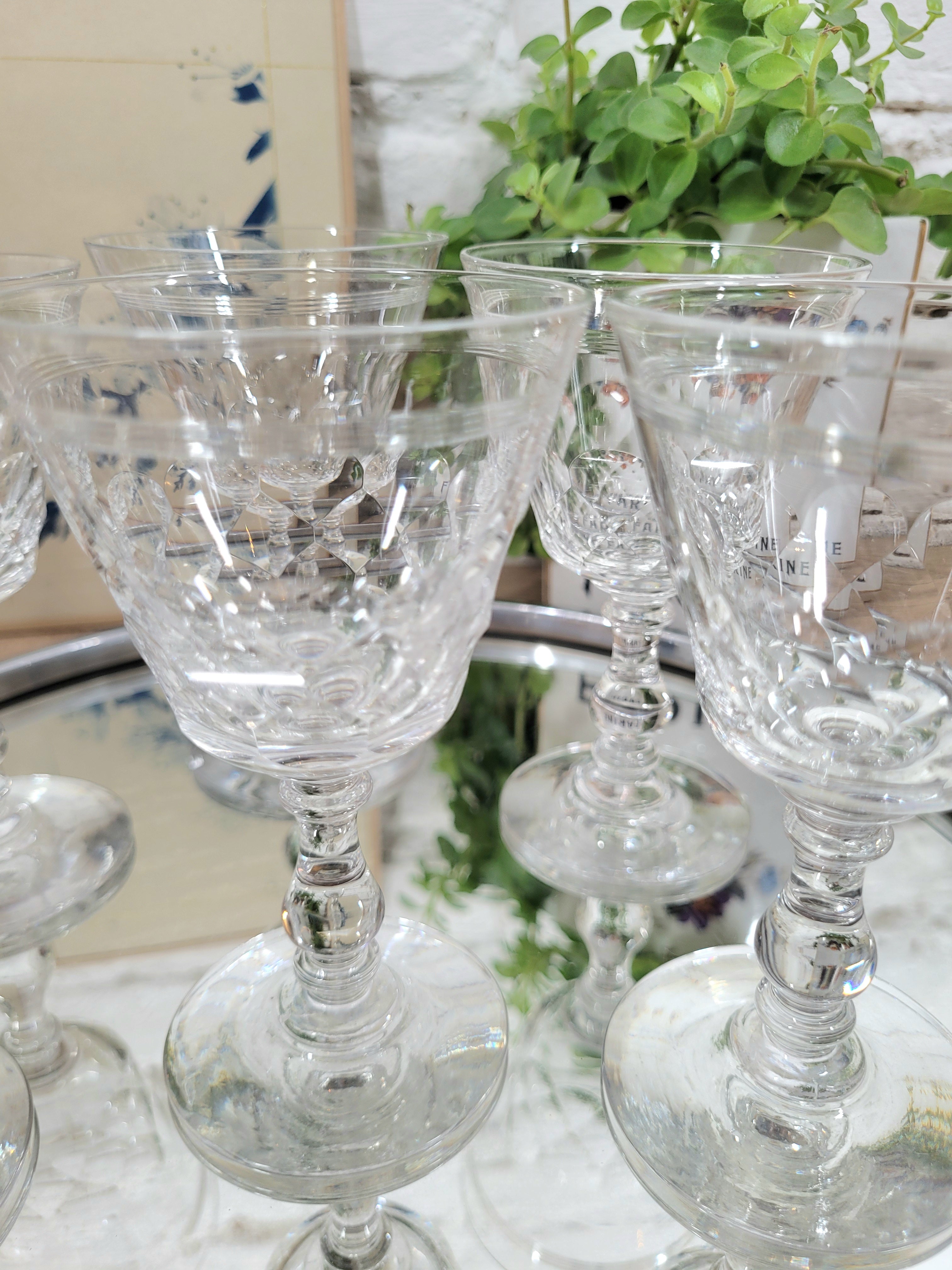 Petit verre à vin en cristal N°4